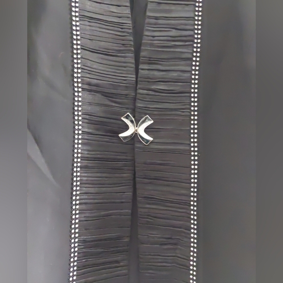 Moshita Couture Black Rhinestone Blazer Jeweled Closure 24W Wedding Formal - Picture 3 of 10